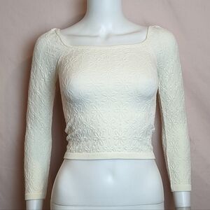 Forever 21 Off White Floral Square Neck 3/4 Sleeve Crop Top